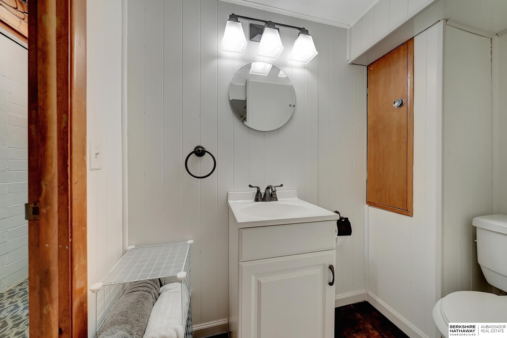 Lincoln, Nebraska 68505, United States, 4 Bedrooms Bedrooms, ,2 BathroomsBathrooms,Residential,Active,118869