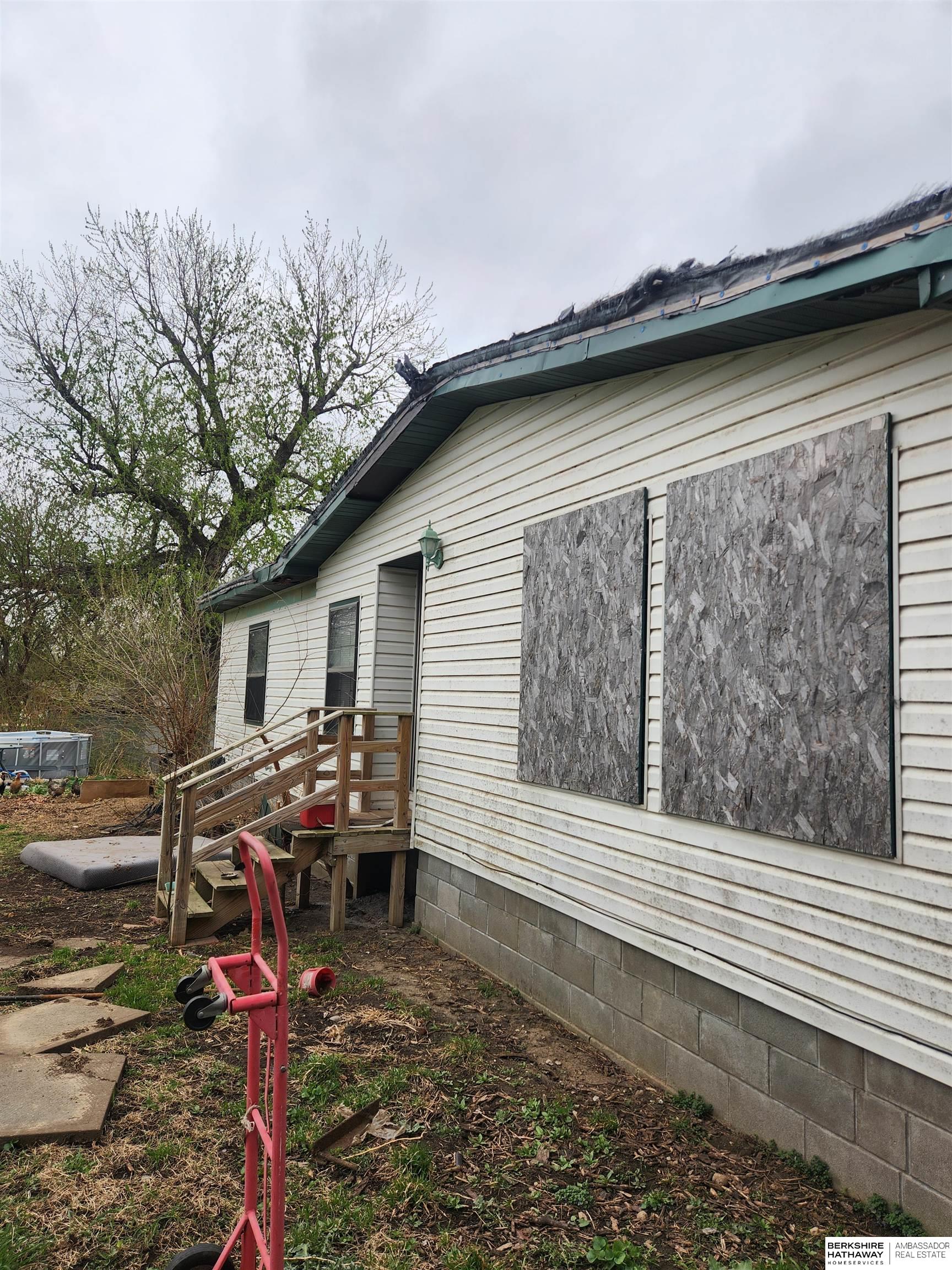 Bellevue, Nebraska 68123, United States, 3 Bedrooms Bedrooms, ,2 BathroomsBathrooms,Residential,Pending,198500