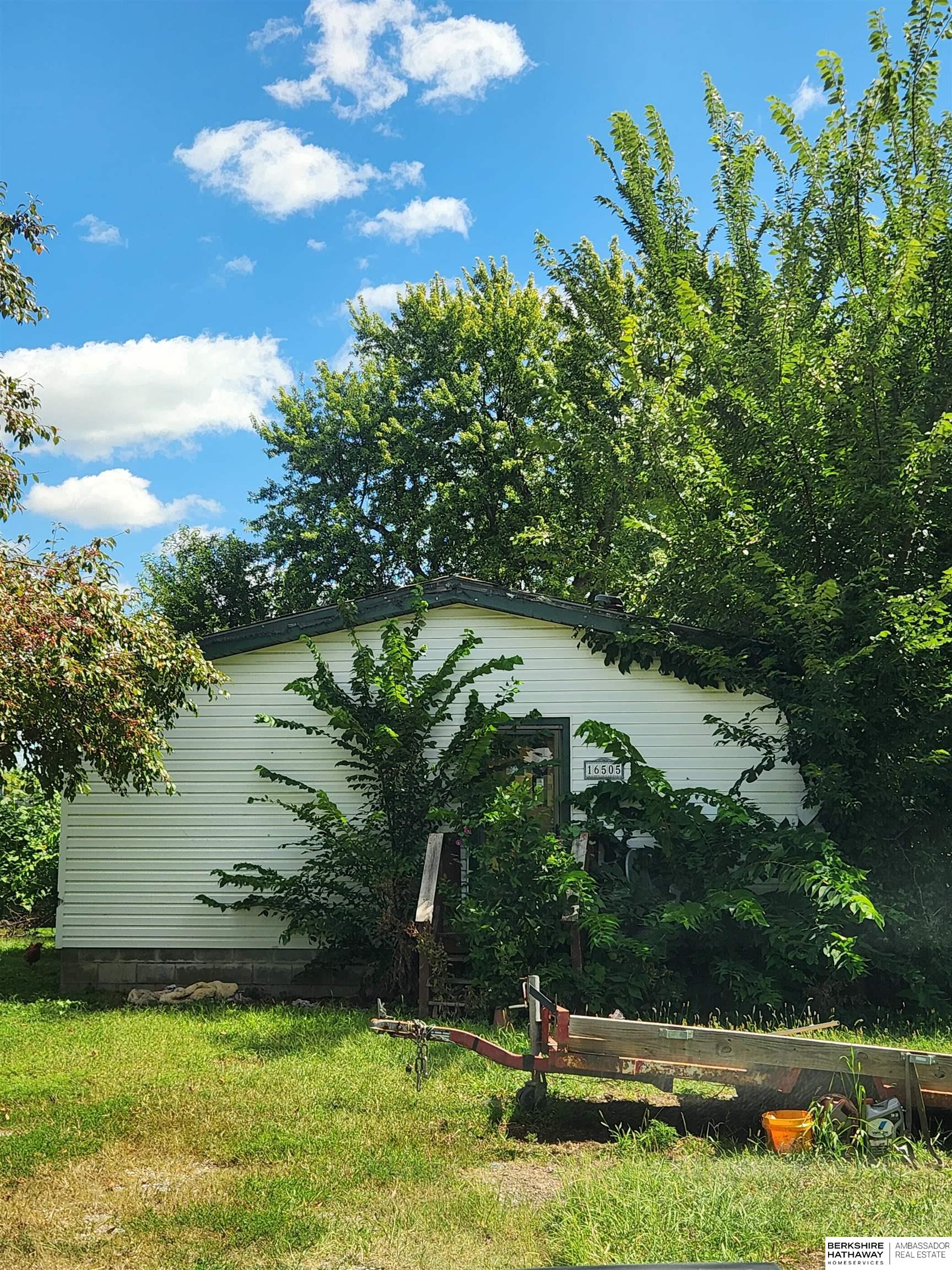 Bellevue, Nebraska 68123, United States, 3 Bedrooms Bedrooms, ,2 BathroomsBathrooms,Residential,Pending,198500