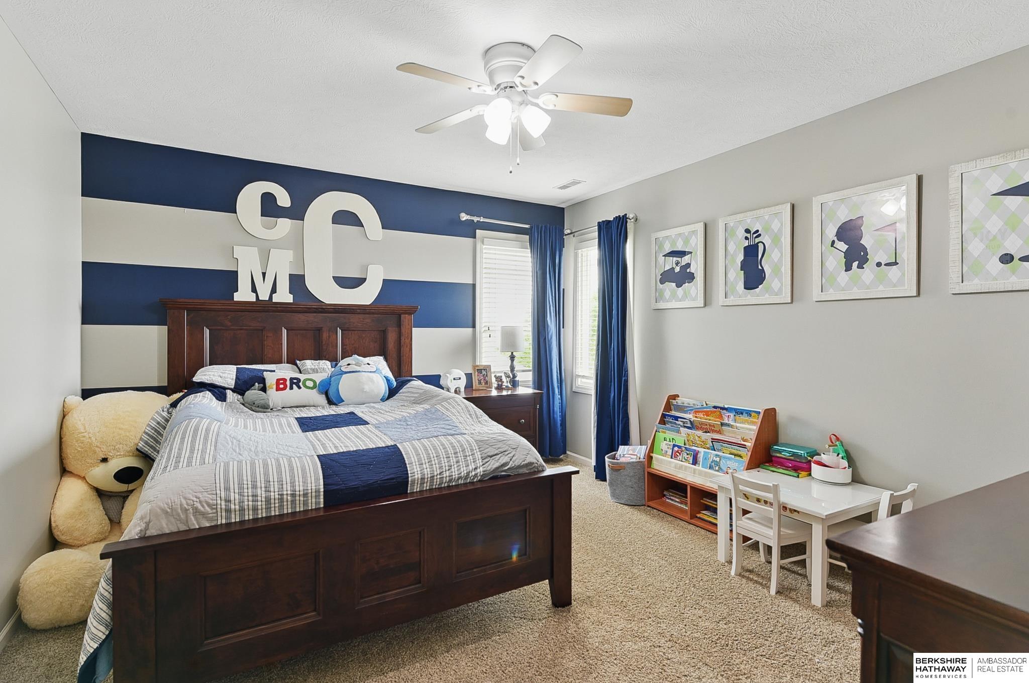 Gretna, Nebraska 68028, United States, 5 Bedrooms Bedrooms, ,3 BathroomsBathrooms,Residential,Pending,146782