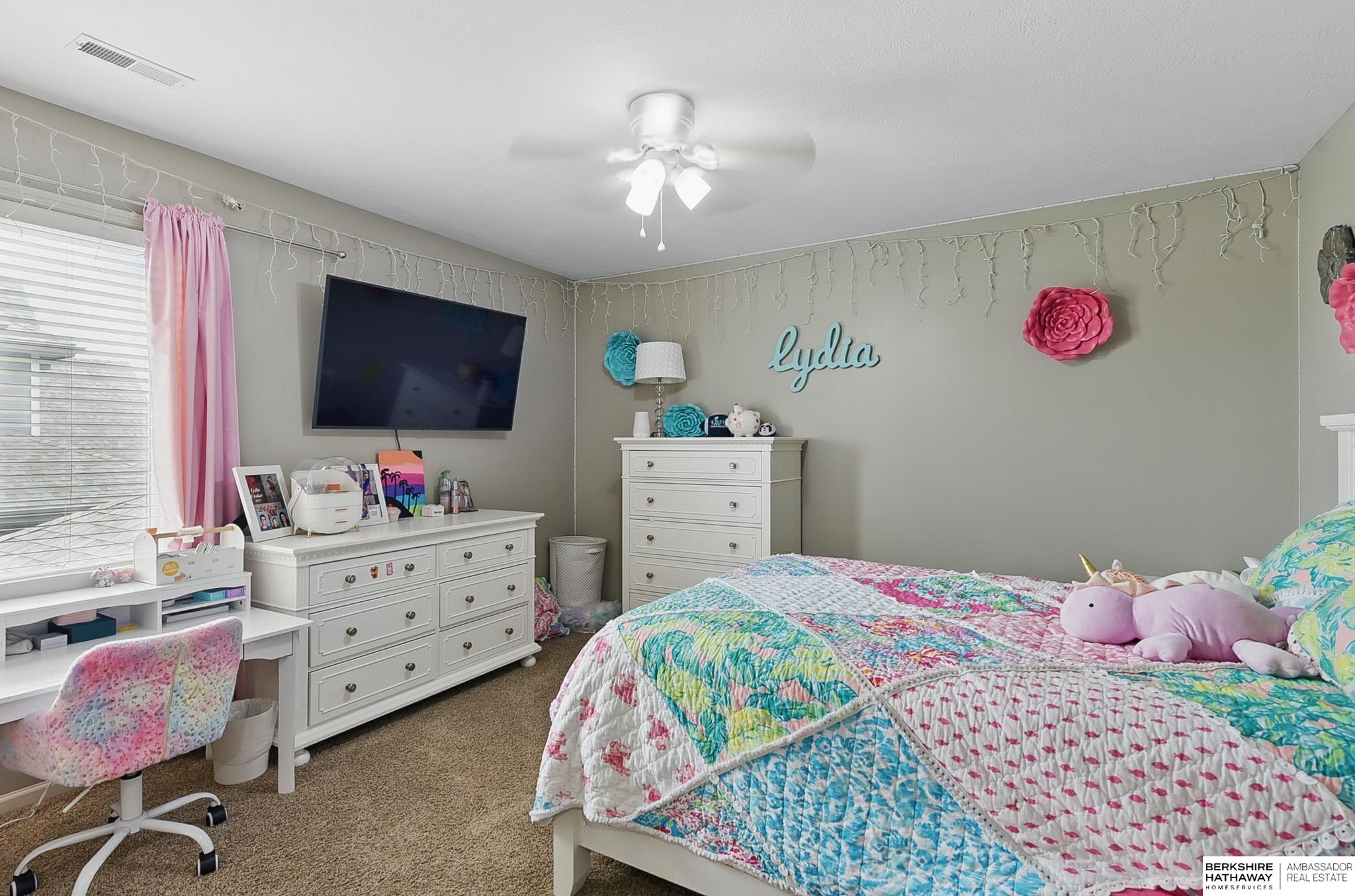 Gretna, Nebraska 68028, United States, 5 Bedrooms Bedrooms, ,3 BathroomsBathrooms,Residential,Pending,146782