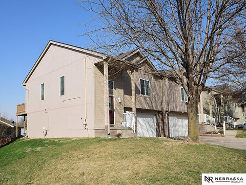 Photo of 4562 S 189th Street, Omaha, NE 68135 (MLS # 22608649)