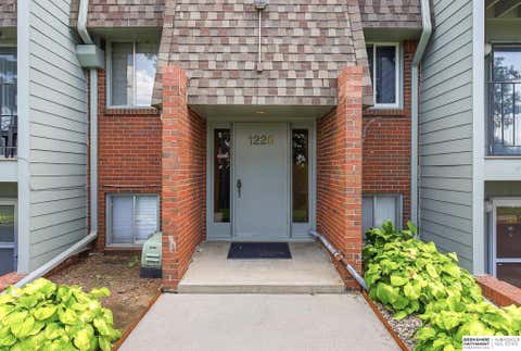 Photo of 1220 S 120 Street #301, Omaha, NE 68144 (MLS # 22620596)