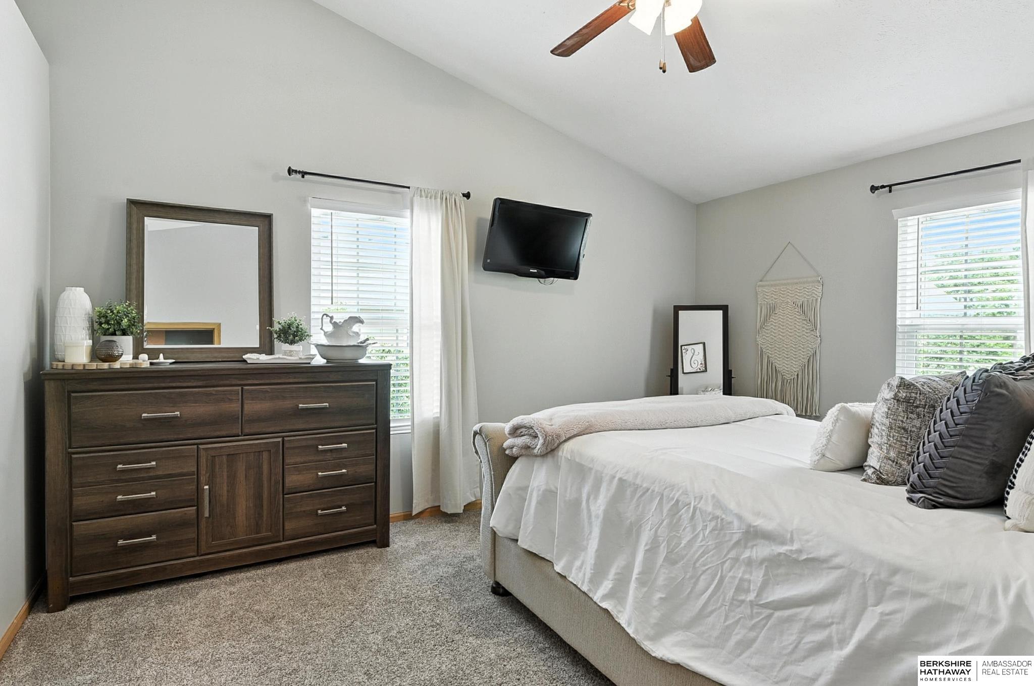 Bennington, Nebraska 68007, United States, 2 Bedrooms Bedrooms, ,3 BathroomsBathrooms,Residential,Active,183614