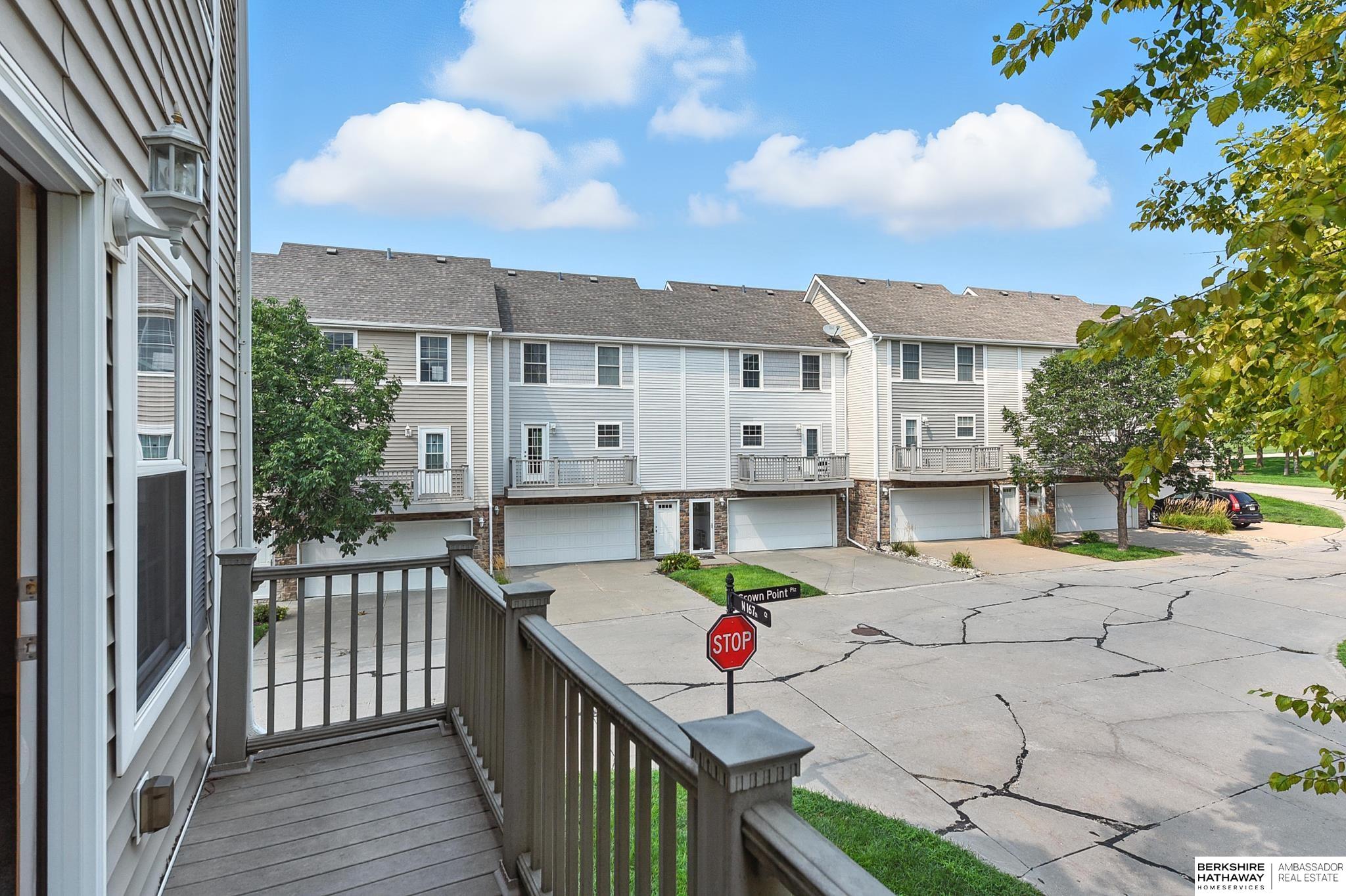 Bennington, Nebraska 68007, United States, 2 Bedrooms Bedrooms, ,3 BathroomsBathrooms,Residential,Active,183614