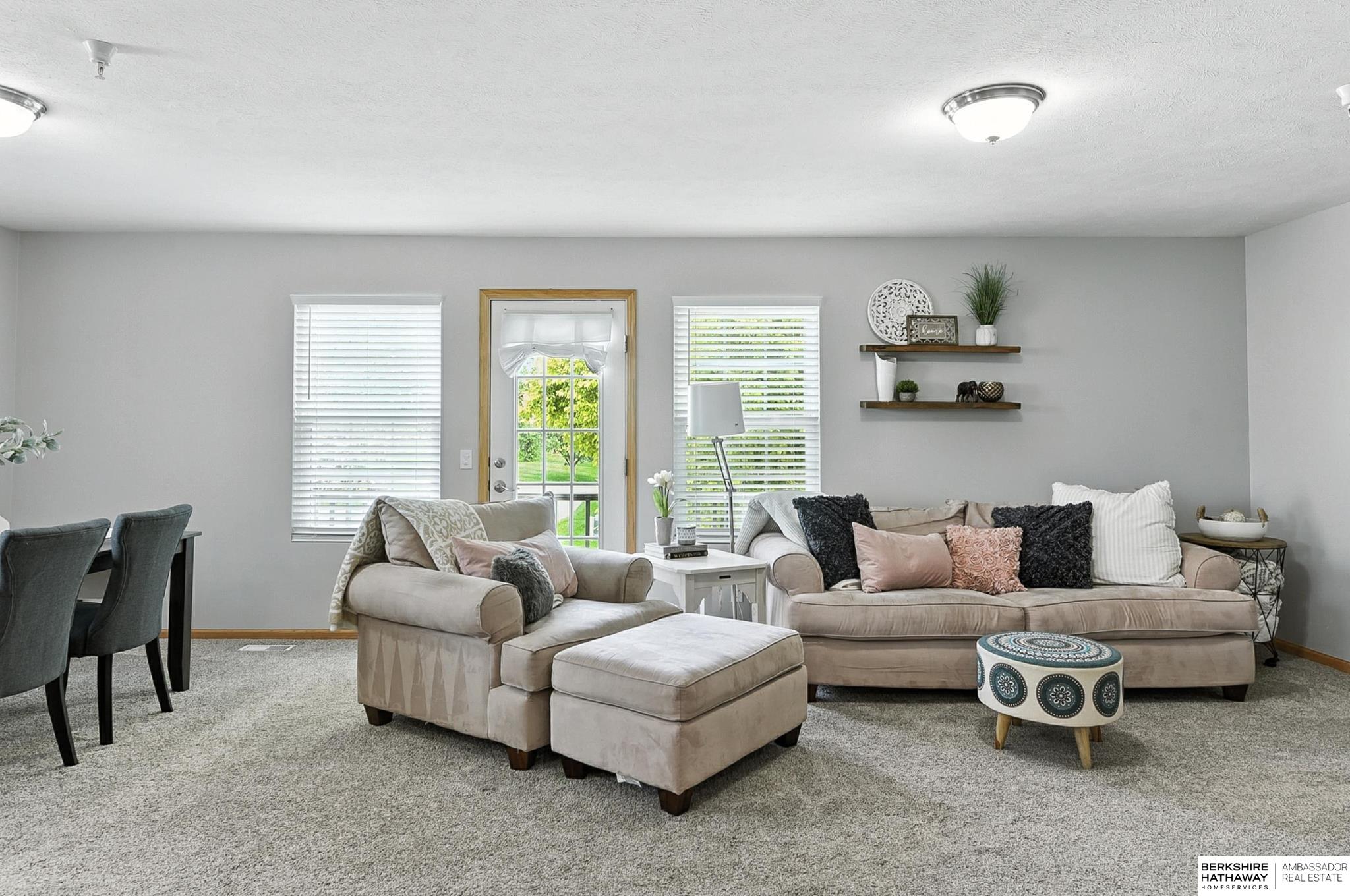 Bennington, Nebraska 68007, United States, 2 Bedrooms Bedrooms, ,3 BathroomsBathrooms,Residential,Active,183614