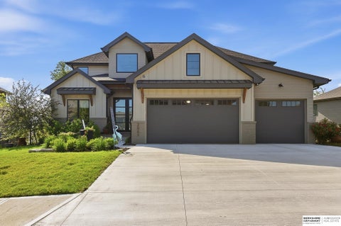 Photo of 2007 S 211 Street, Elkhorn, NE 68022 (MLS # 22624686)