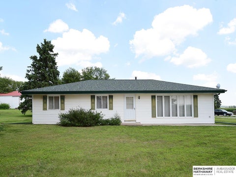 Photo of 12800 Davey Road, Waverly, NE 68462 (MLS # 22620250)