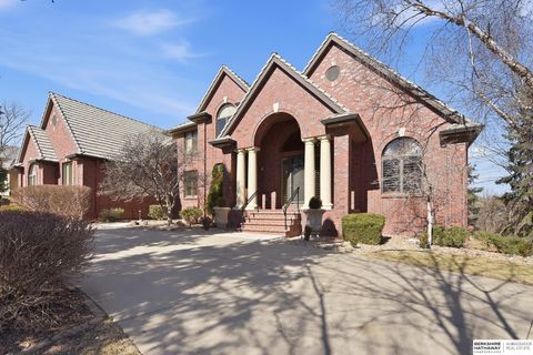 Photo of 13804 Cuming Street, Omaha, NE 68154 (MLS # 22607639)