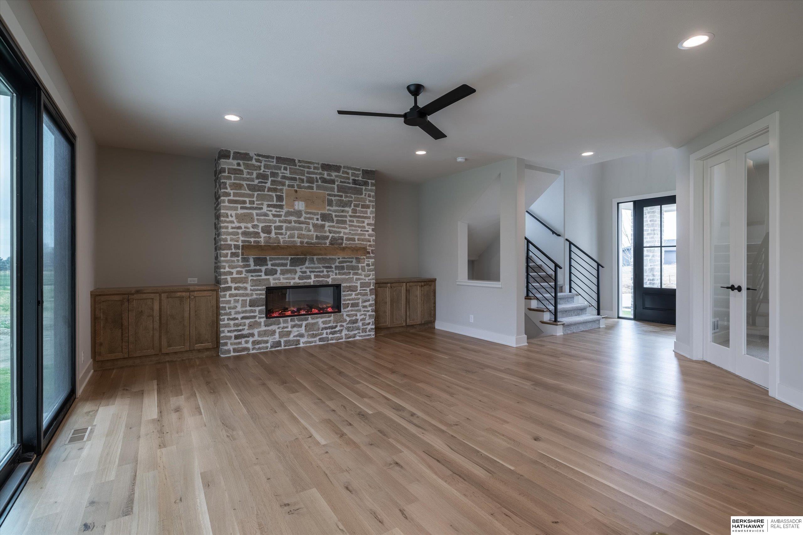 Elkhorn, Nebraska 68022, United States, 5 Bedrooms Bedrooms, ,3 BathroomsBathrooms,Residential,Active,247396