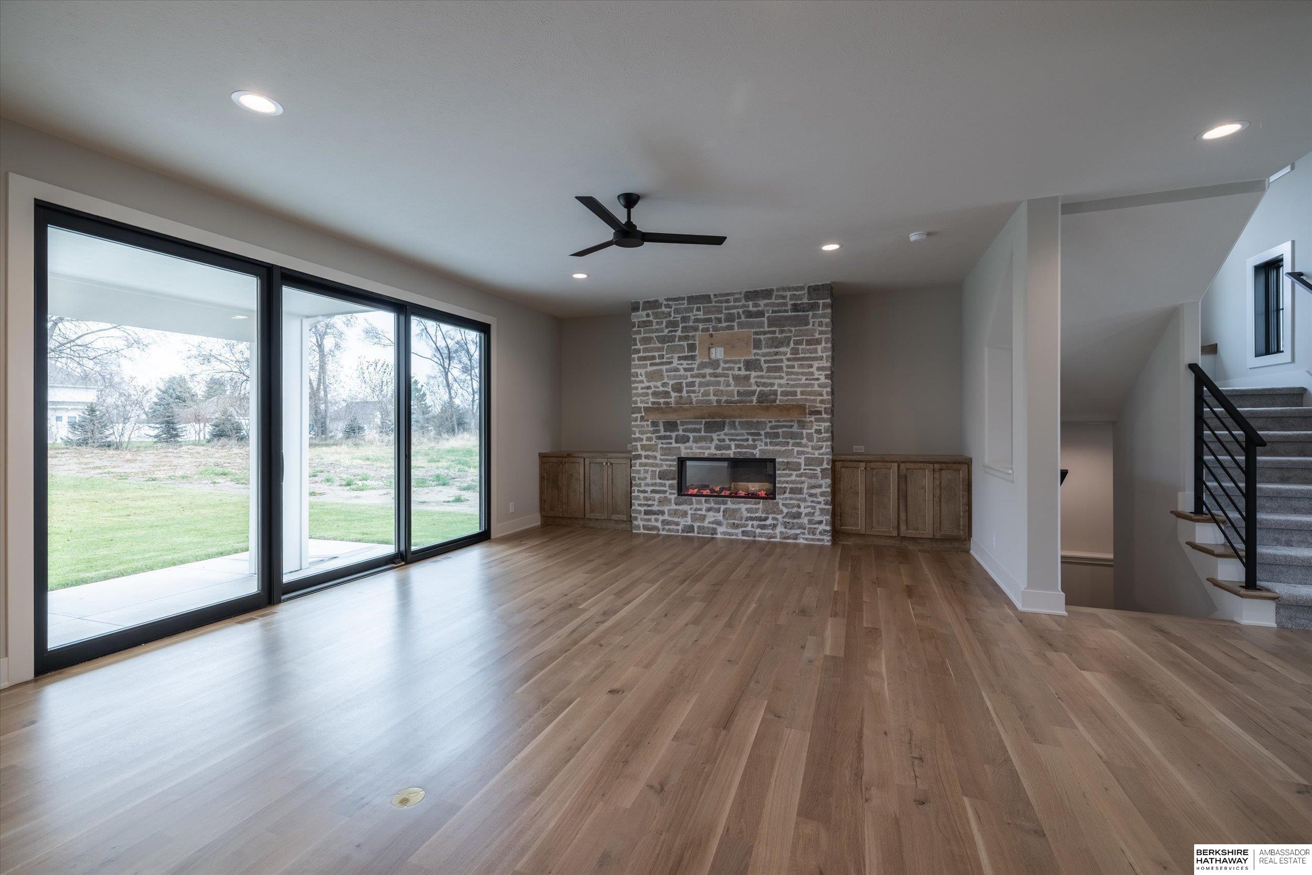 Elkhorn, Nebraska 68022, United States, 5 Bedrooms Bedrooms, ,3 BathroomsBathrooms,Residential,Active,247396