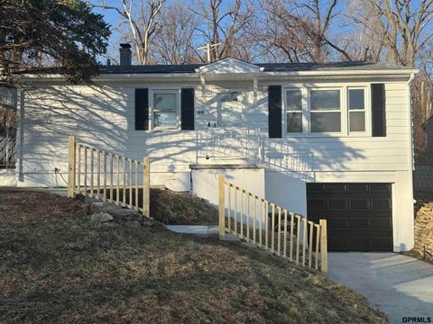 Photo of 7272 N 34th Street NE, Omaha, NE 68112 (MLS # 22607447)