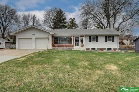 Photo of 7905 Crown Point Avenue, Omaha, NE 68134 (MLS # 22608683)