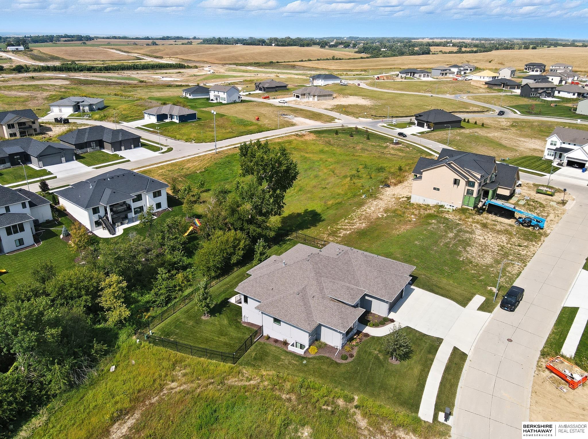 Elkhorn, Nebraska 68022, United States, 4 Bedrooms Bedrooms, ,3 BathroomsBathrooms,Residential,Pending,209250