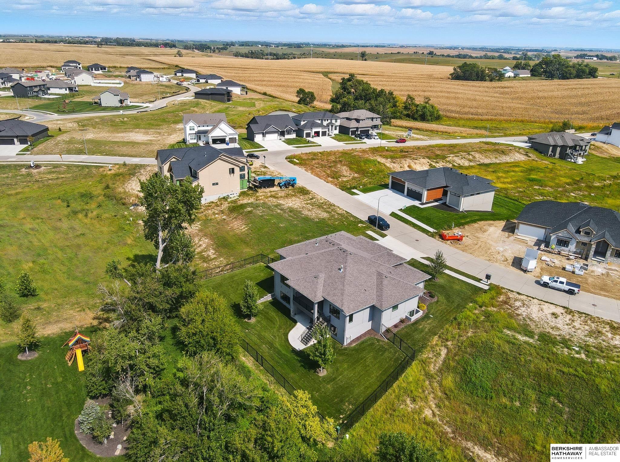 Elkhorn, Nebraska 68022, United States, 4 Bedrooms Bedrooms, ,3 BathroomsBathrooms,Residential,Pending,209250