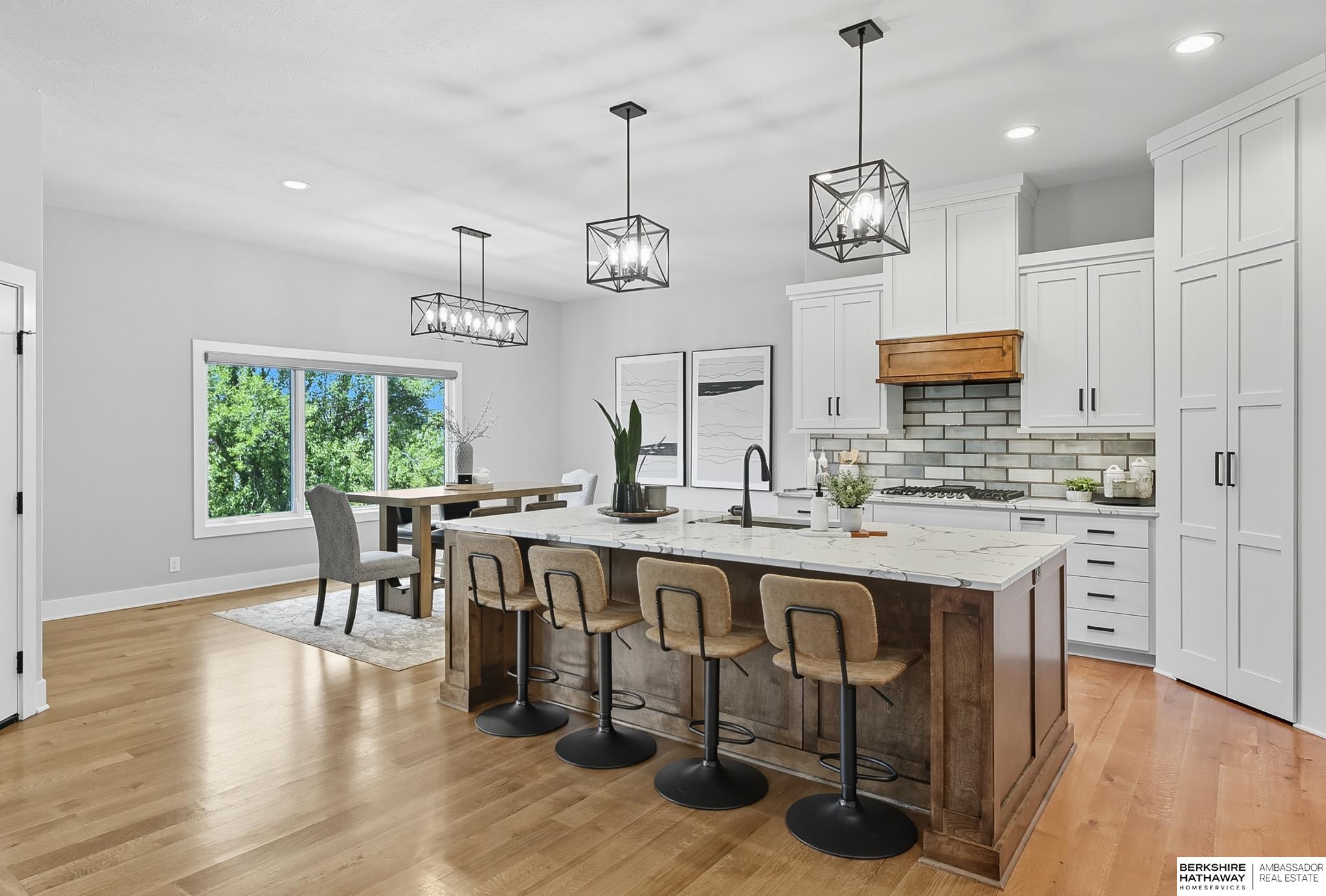 Elkhorn, Nebraska 68022, United States, 4 Bedrooms Bedrooms, ,3 BathroomsBathrooms,Residential,Pending,209250