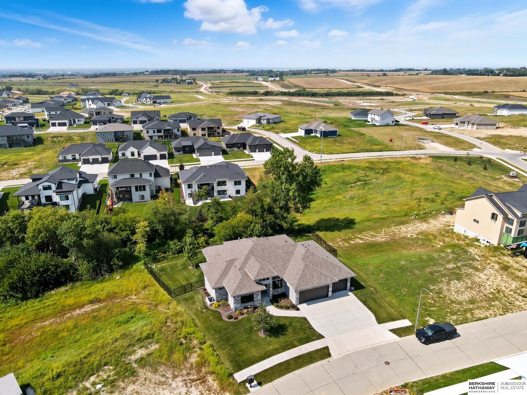 Elkhorn, Nebraska 68022, United States, 4 Bedrooms Bedrooms, ,3 BathroomsBathrooms,Residential,Pending,209250