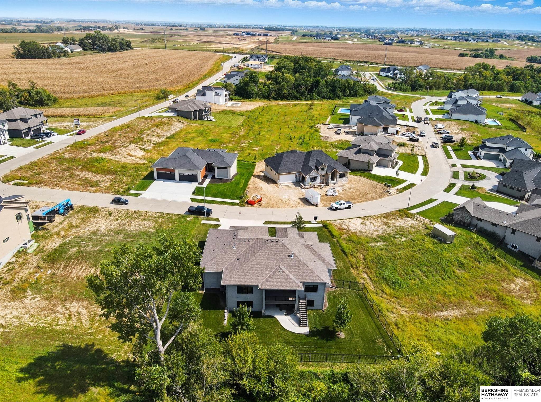 Elkhorn, Nebraska 68022, United States, 4 Bedrooms Bedrooms, ,3 BathroomsBathrooms,Residential,Pending,209250