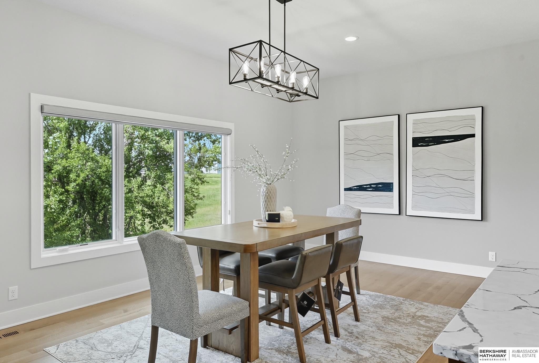 Elkhorn, Nebraska 68022, United States, 4 Bedrooms Bedrooms, ,3 BathroomsBathrooms,Residential,Pending,209250