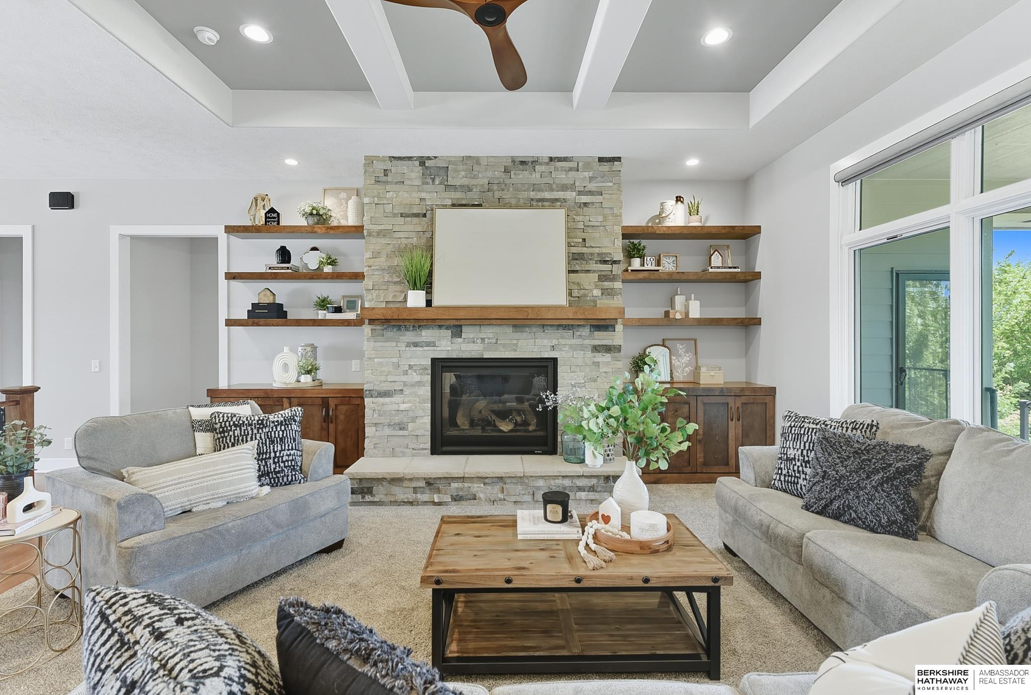 Elkhorn, Nebraska 68022, United States, 4 Bedrooms Bedrooms, ,3 BathroomsBathrooms,Residential,Pending,209250