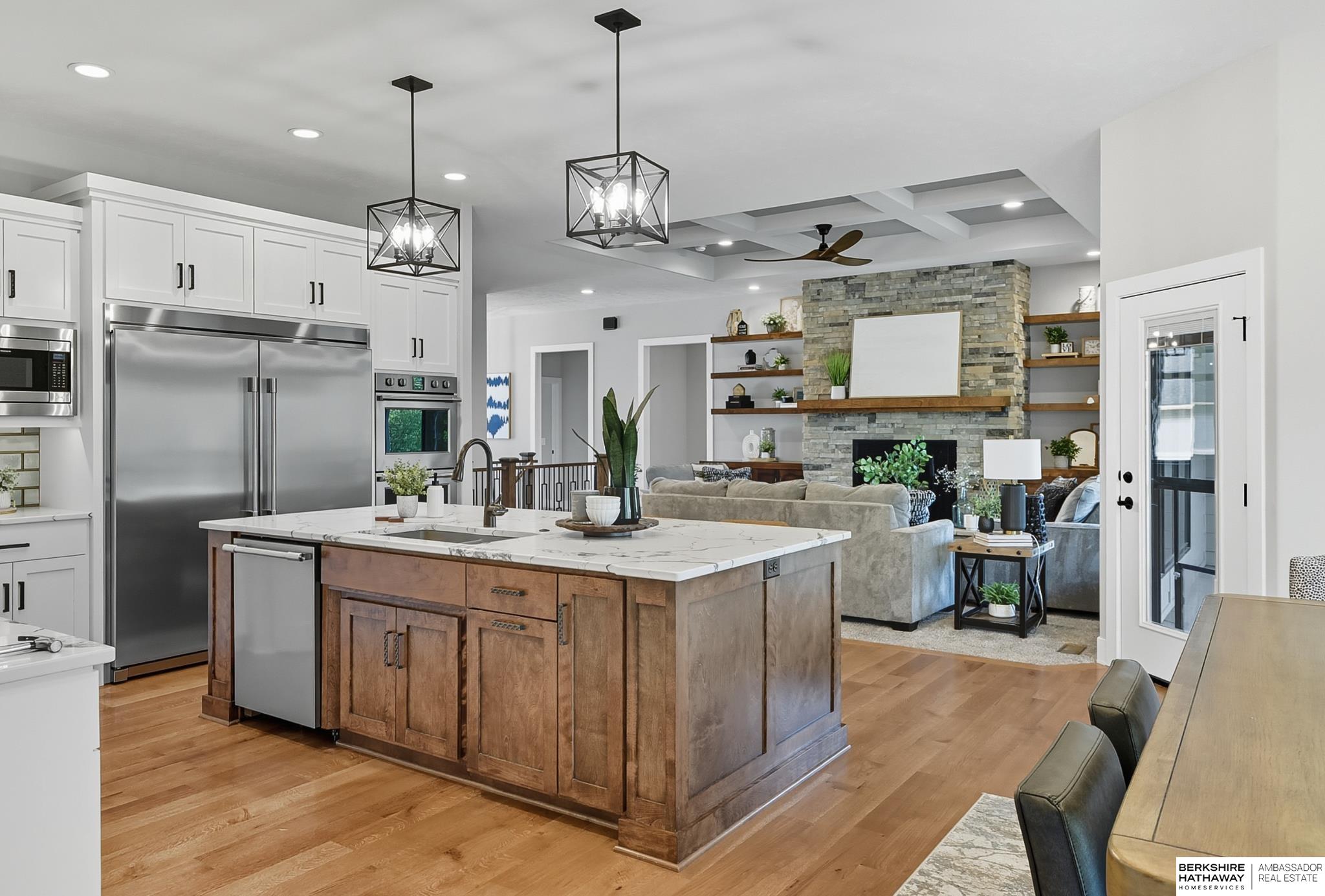 Elkhorn, Nebraska 68022, United States, 4 Bedrooms Bedrooms, ,3 BathroomsBathrooms,Residential,Pending,209250