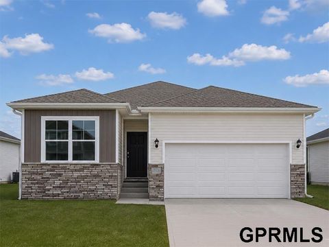 Photo of 11981 S 114th Avenue, Papillion, NE 68046 (MLS # 22620234)
