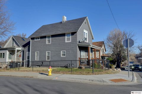 Photo of 502 N 32nd Street #1 & 2, Omaha, NE 68131 (MLS # 22529211) Photo of 502 N 32nd Street #1 & 2, Omaha, NE 68131 (MLS # 22529211)