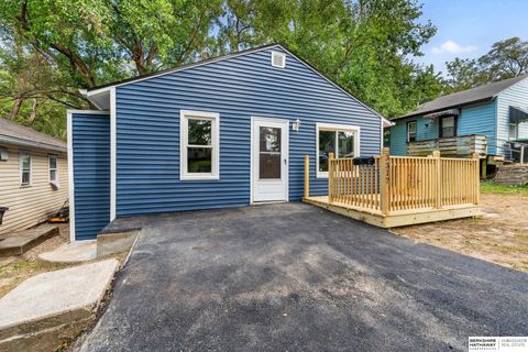 Photo of 3317 N 39th Street, Omaha, NE 68111 (MLS # 22530135)