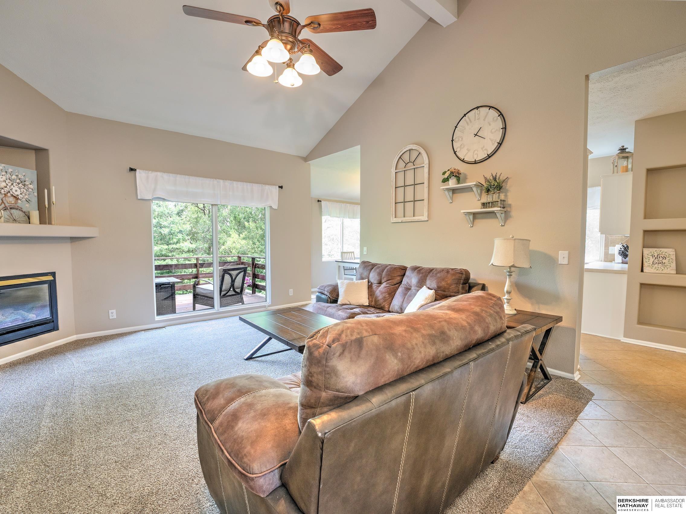 Omaha, Nebraska 68135, United States, 4 Bedrooms Bedrooms, ,3 BathroomsBathrooms,Residential,Active,159062