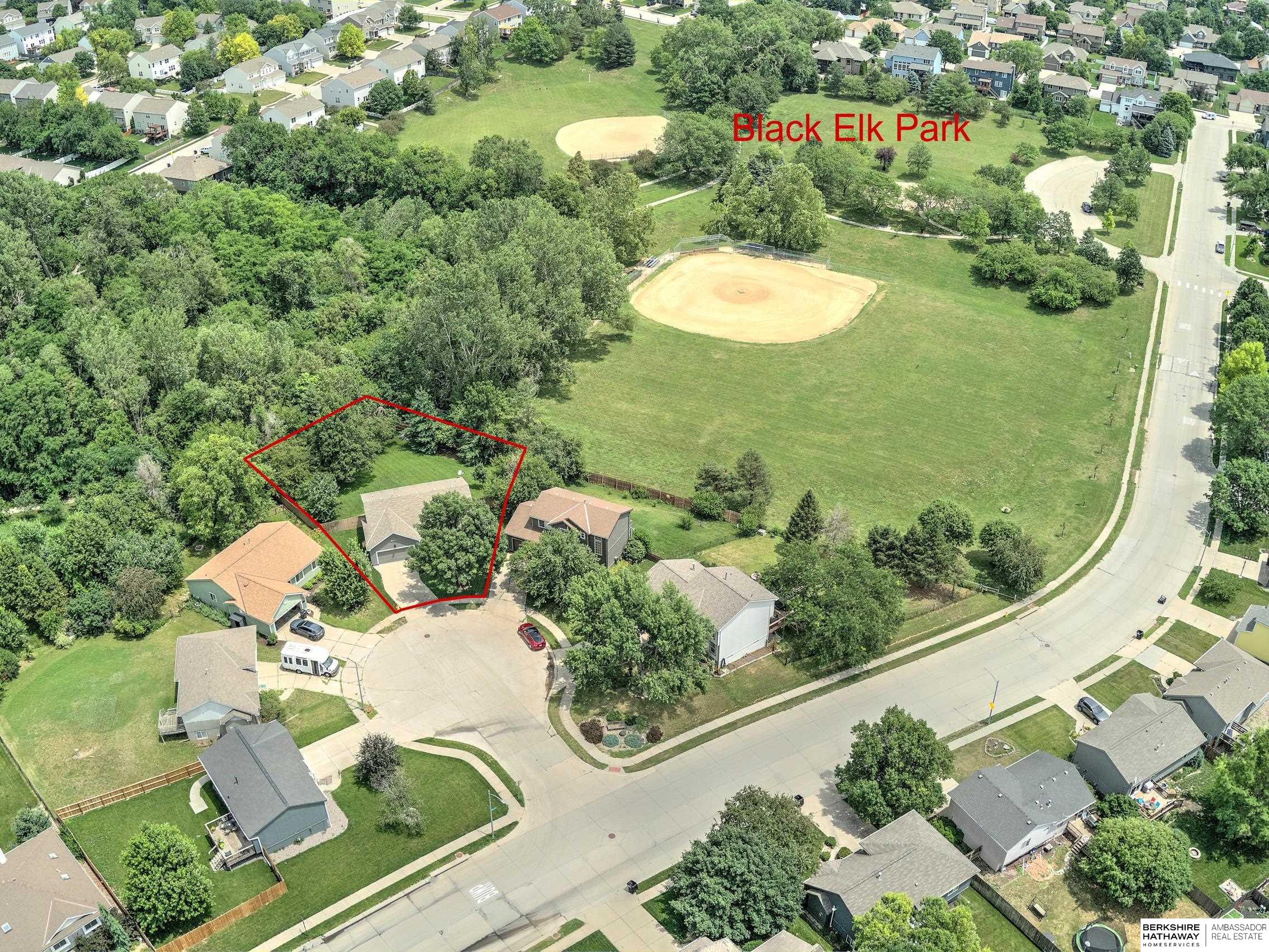 Omaha, Nebraska 68135, United States, 4 Bedrooms Bedrooms, ,3 BathroomsBathrooms,Residential,Active,159062