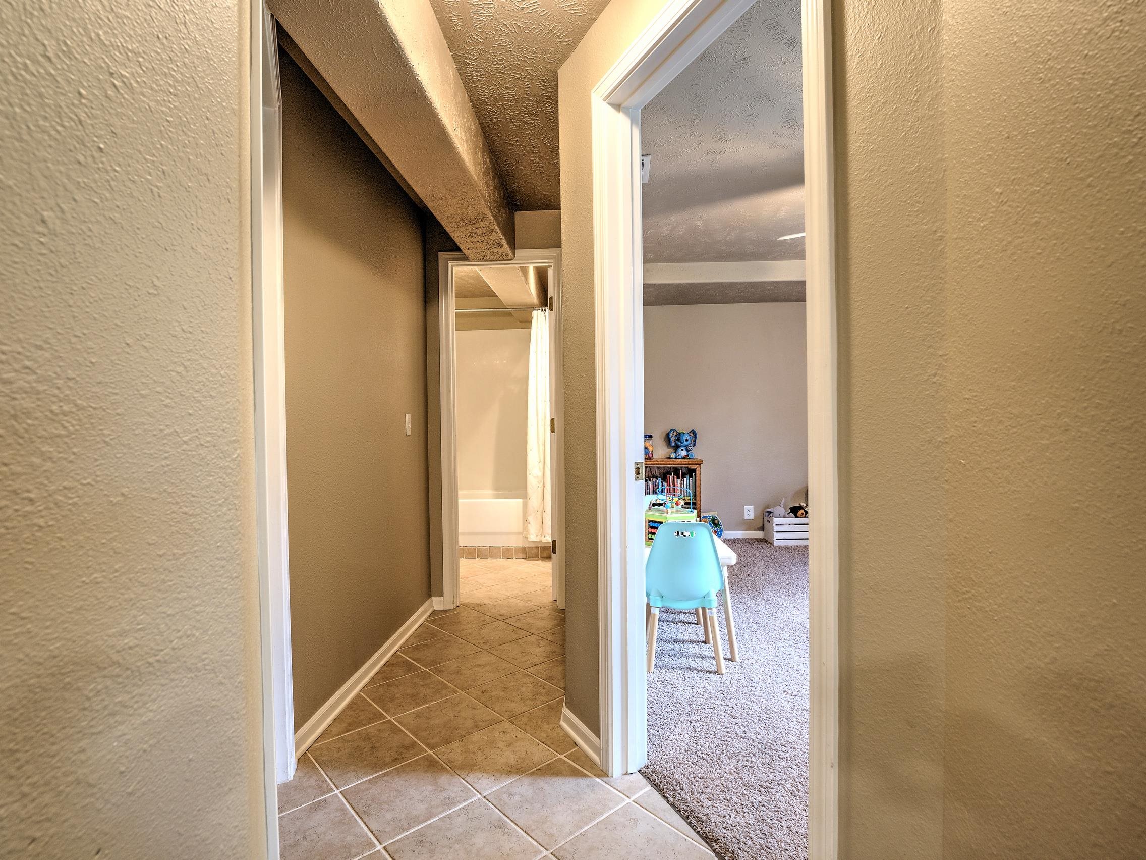 Omaha, Nebraska 68135, United States, 4 Bedrooms Bedrooms, ,3 BathroomsBathrooms,Residential,Active,159062