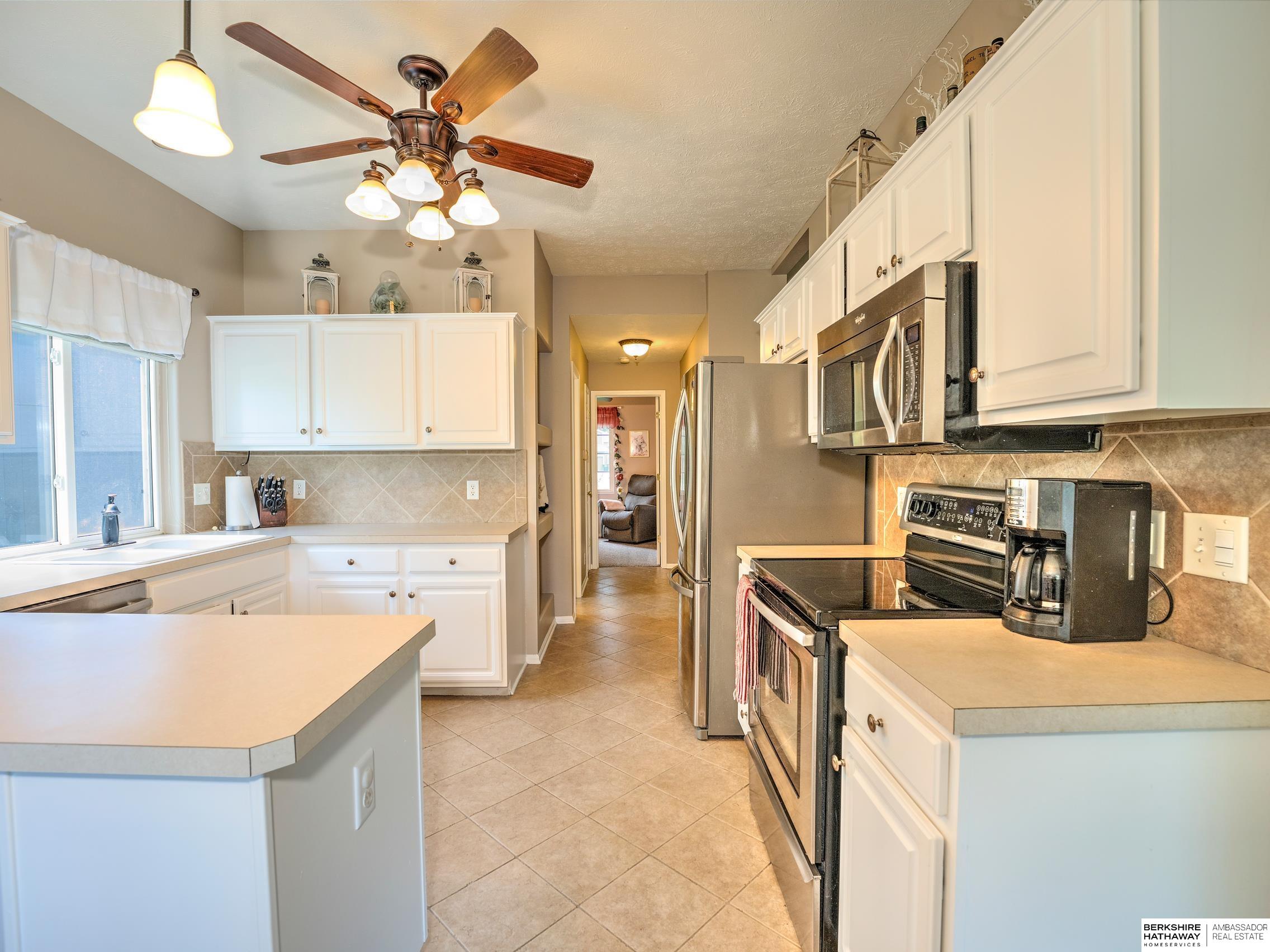 Omaha, Nebraska 68135, United States, 4 Bedrooms Bedrooms, ,3 BathroomsBathrooms,Residential,Active,159062