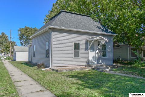 Photo of 5700 Morrill Avenue, Lincoln, NE 68507 (MLS # 22601790)
