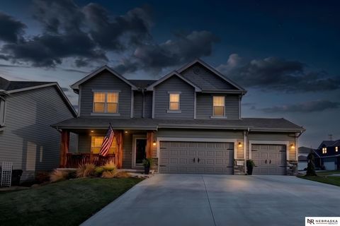 Photo of 21356 H Street, Omaha, NE 68022 (MLS # 22609961)