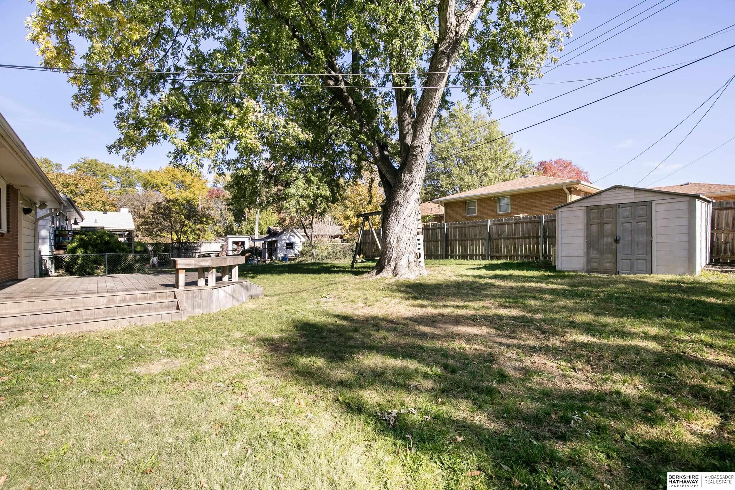 Lincoln, Nebraska 68505, United States, 4 Bedrooms Bedrooms, ,2 BathroomsBathrooms,Residential,Active,239428