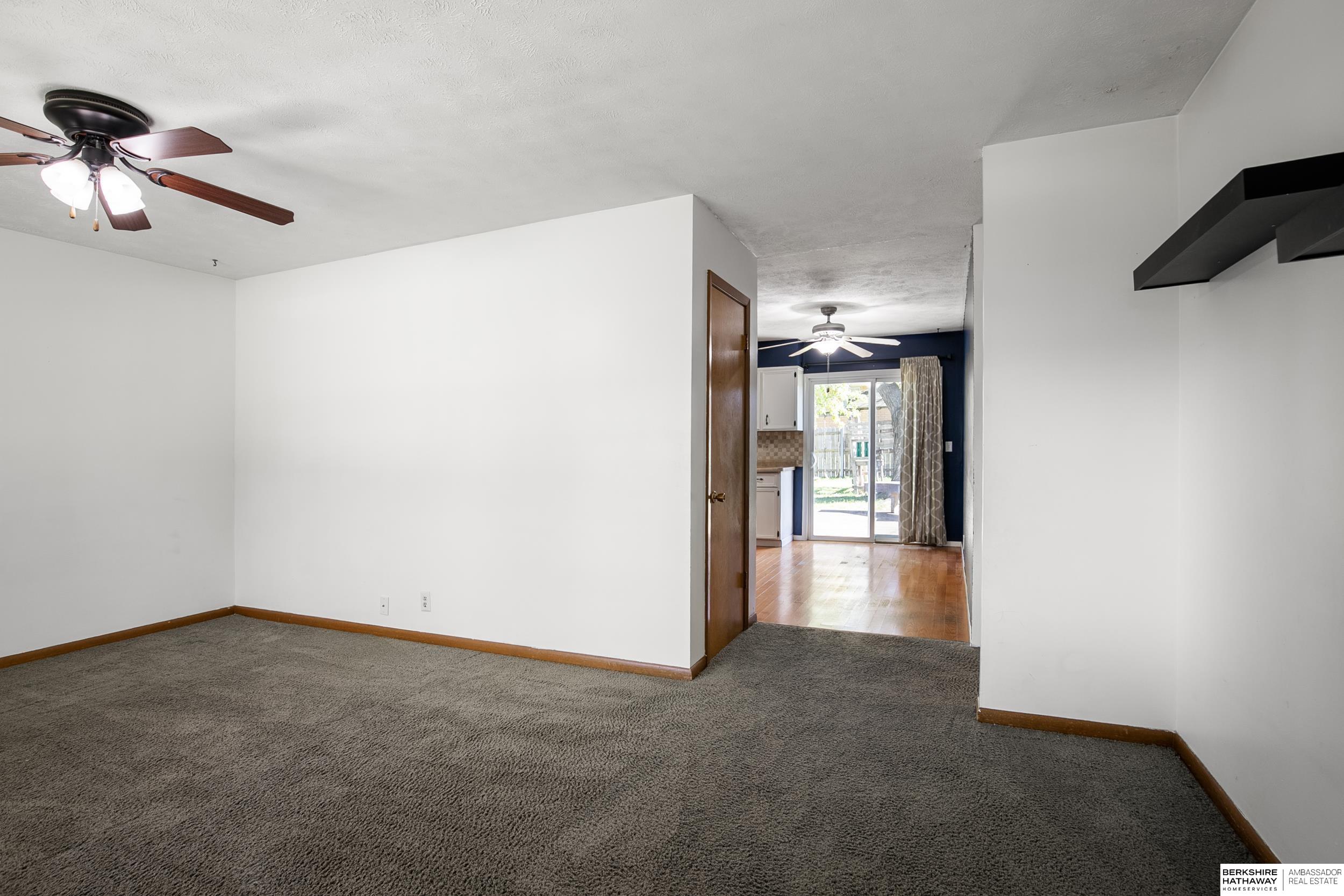 Lincoln, Nebraska 68505, United States, 4 Bedrooms Bedrooms, ,2 BathroomsBathrooms,Residential,Active,239428