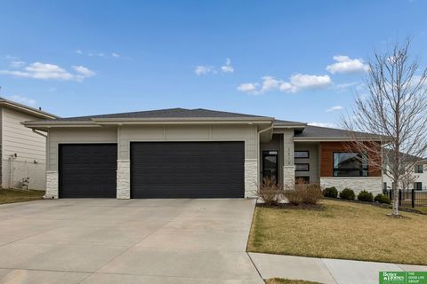 Photo of 2513 N 186th Street, Elkhorn, NE 68022 (MLS # 22607970)