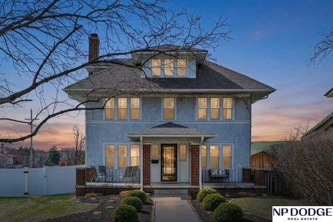 Photo of 102 N 55 Street, Omaha, NE 68132 (MLS # 22627492)