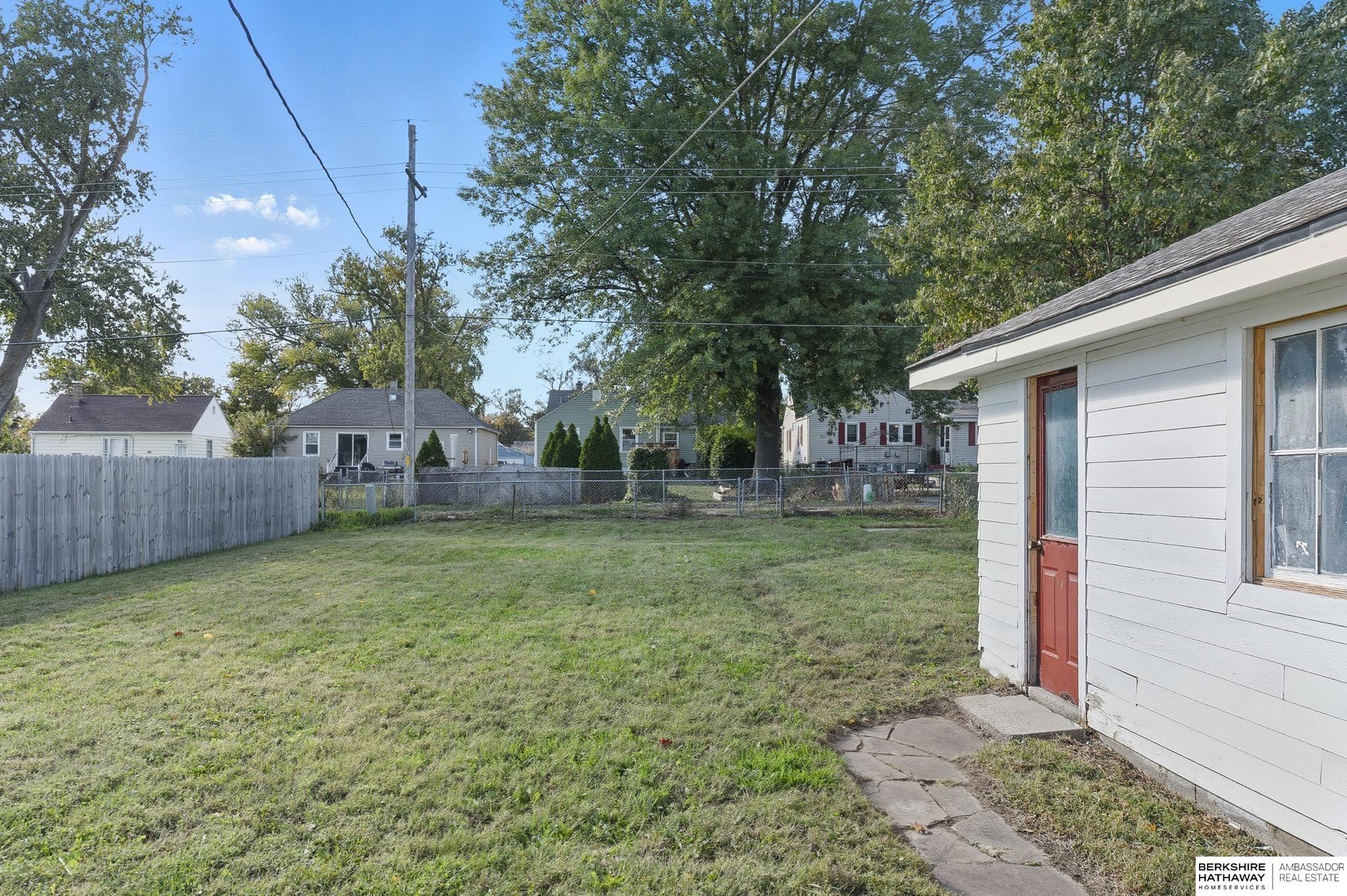 Bellevue, Nebraska 68005, United States, 3 Bedrooms Bedrooms, ,1 BathroomBathrooms,Residential,Active,248245