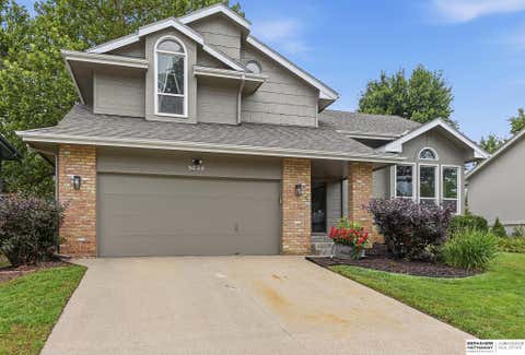 Photo of 5038 S 163rd Street, Omaha, NE 68135 (MLS # 22621097)