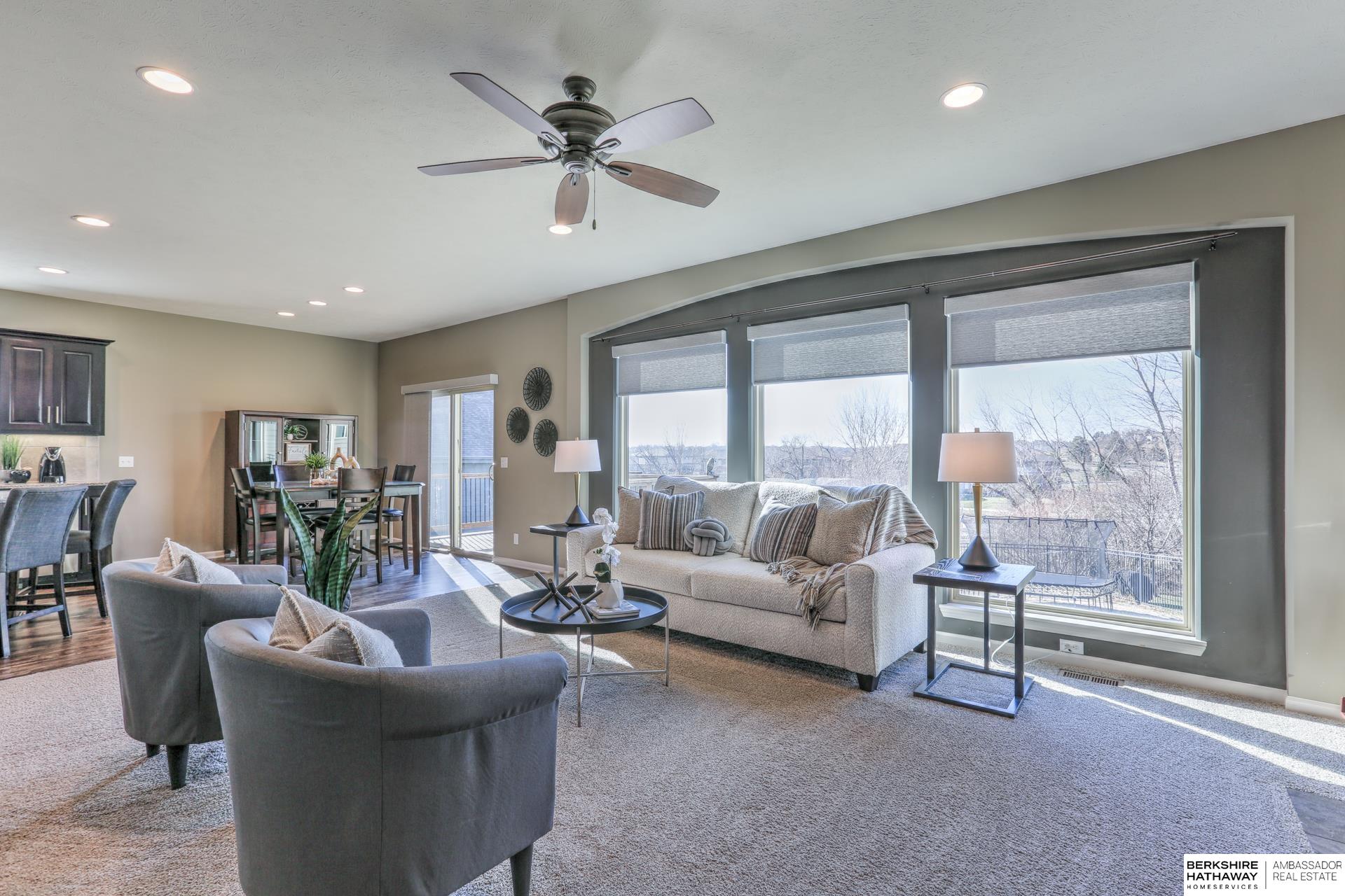 Omaha, Nebraska 68135, United States, 4 Bedrooms Bedrooms, ,3 BathroomsBathrooms,Residential,Active,256794