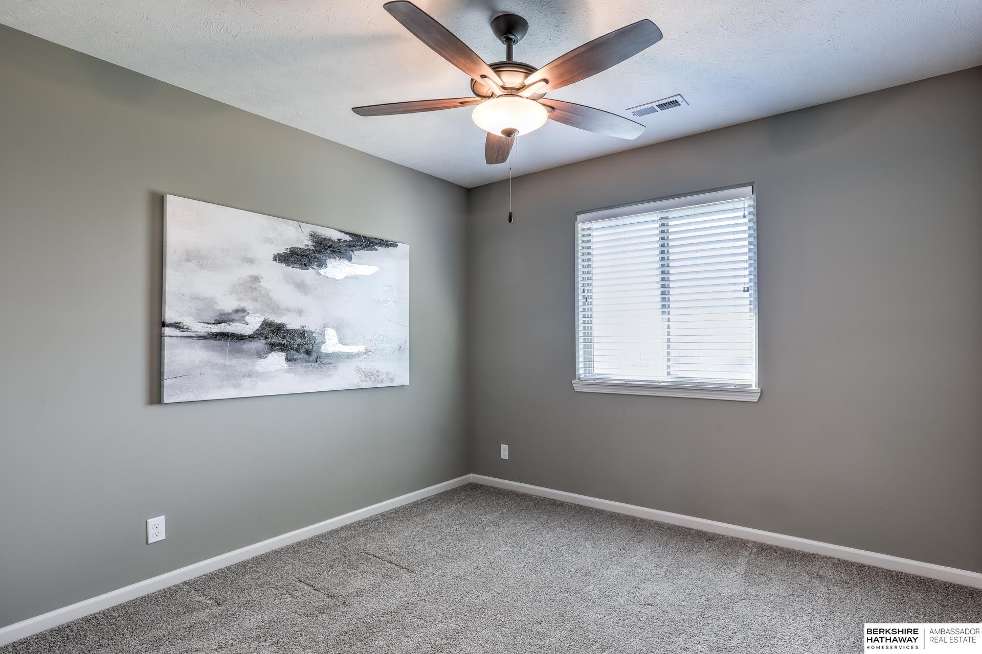 Omaha, Nebraska 68135, United States, 4 Bedrooms Bedrooms, ,3 BathroomsBathrooms,Residential,Active,256794