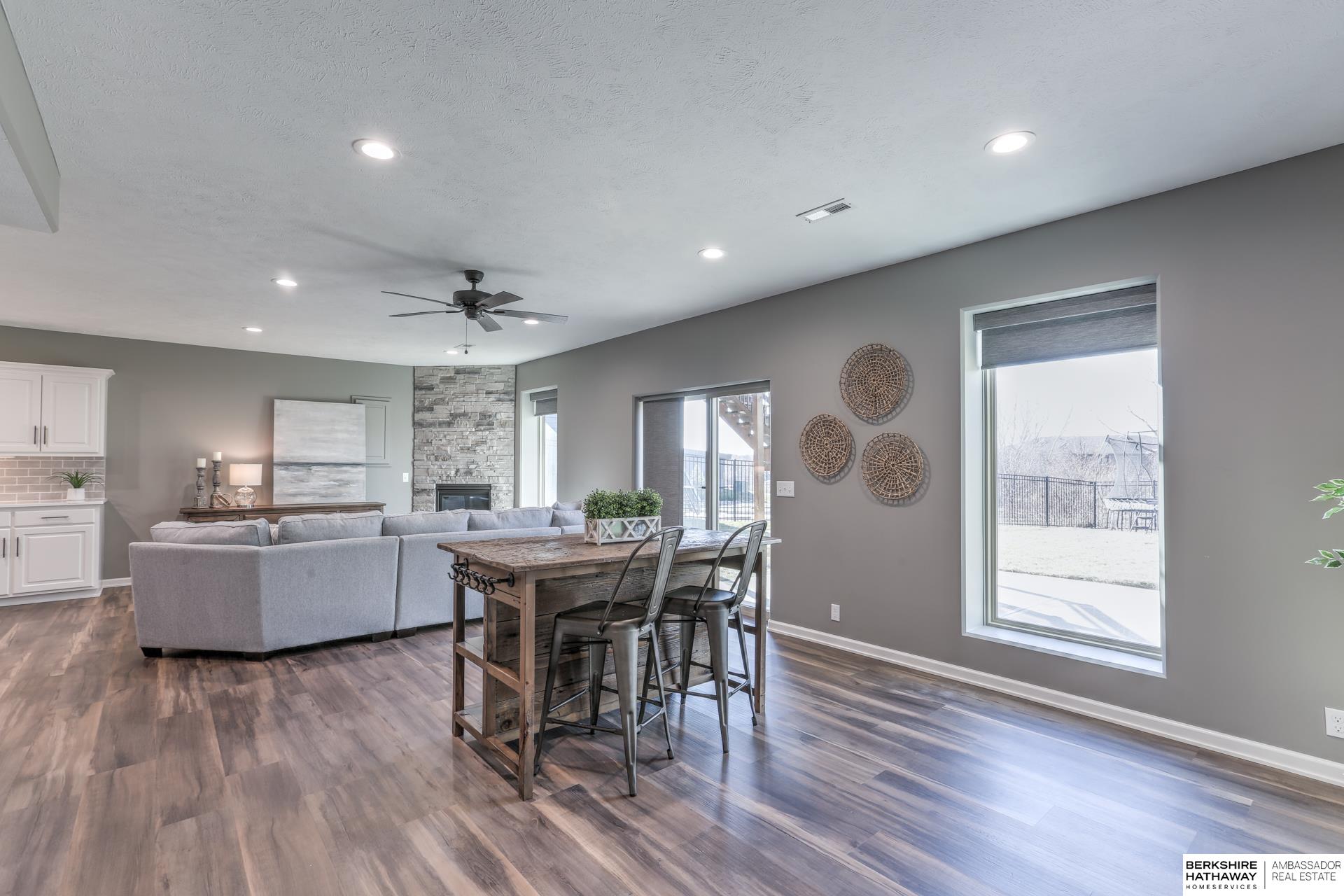 Omaha, Nebraska 68135, United States, 4 Bedrooms Bedrooms, ,3 BathroomsBathrooms,Residential,Active,256794