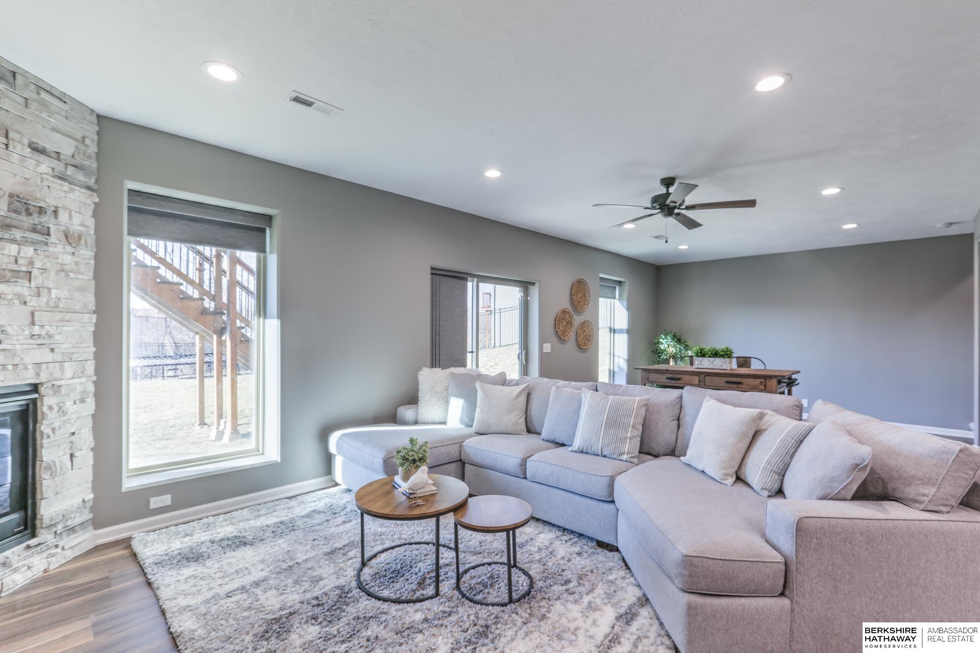 Omaha, Nebraska 68135, United States, 4 Bedrooms Bedrooms, ,3 BathroomsBathrooms,Residential,Active,256794