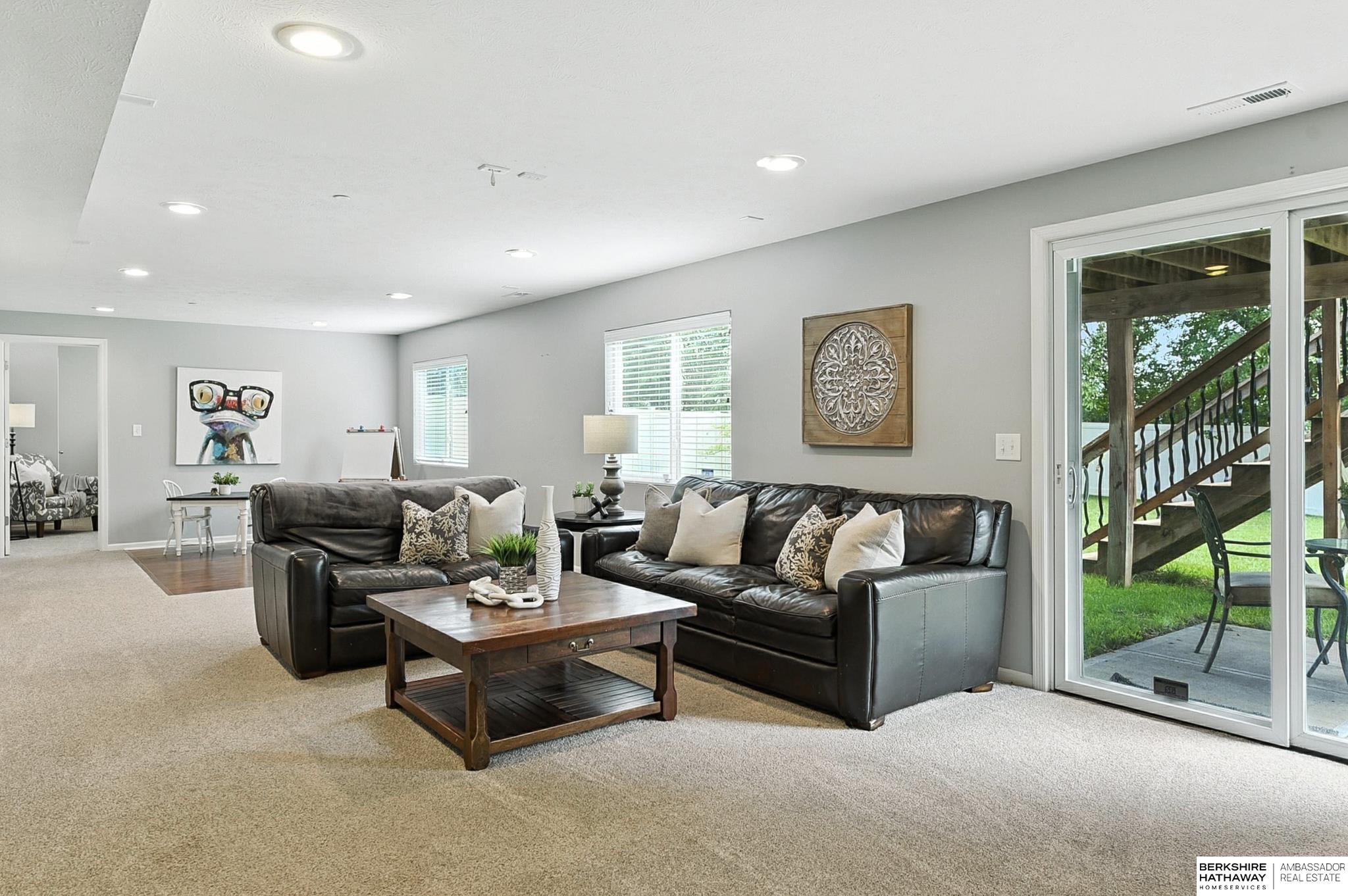 Gretna, Nebraska 68028, United States, 4 Bedrooms Bedrooms, ,3 BathroomsBathrooms,Residential,Active,173927