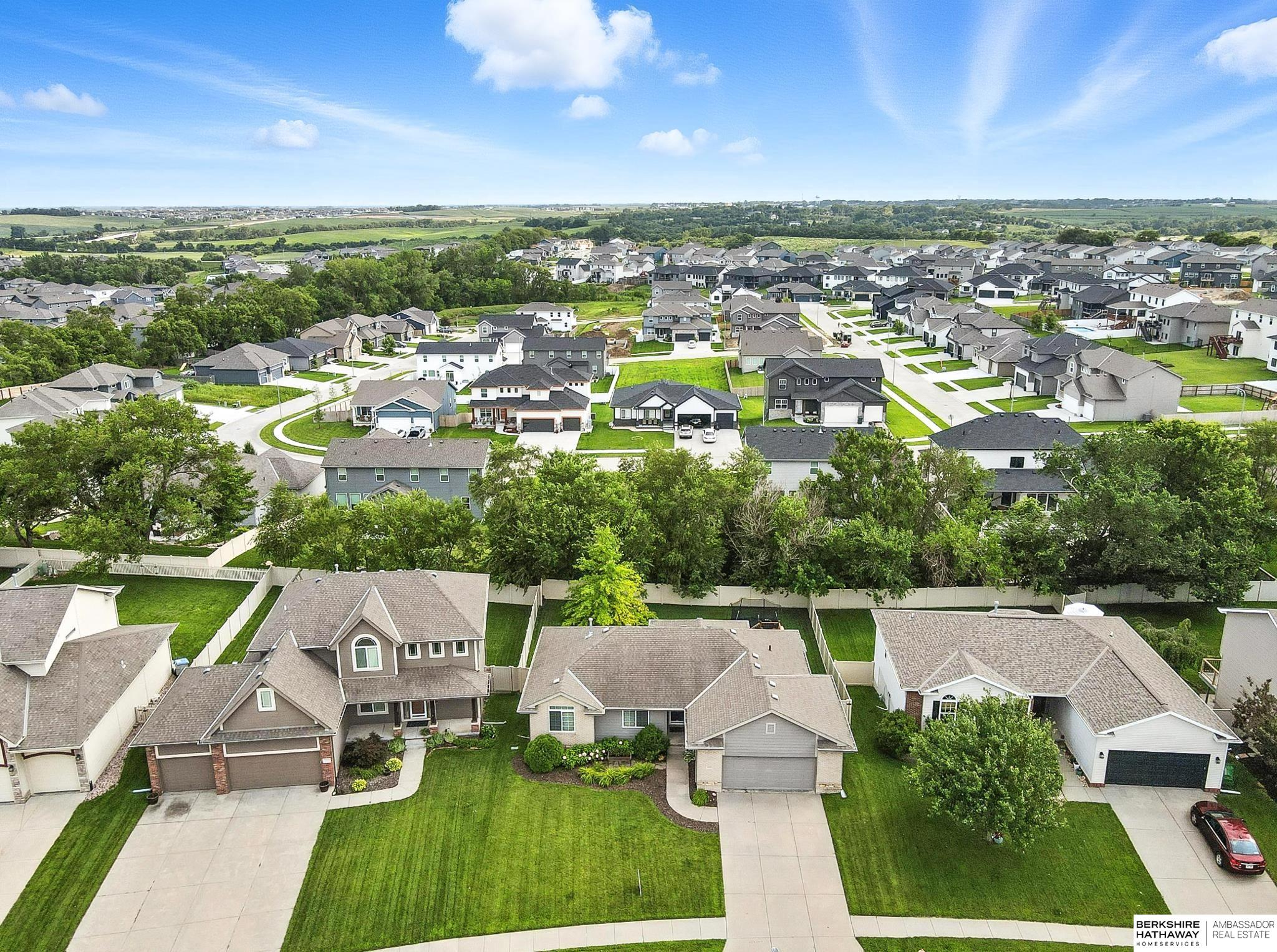 Gretna, Nebraska 68028, United States, 4 Bedrooms Bedrooms, ,3 BathroomsBathrooms,Residential,Active,173927