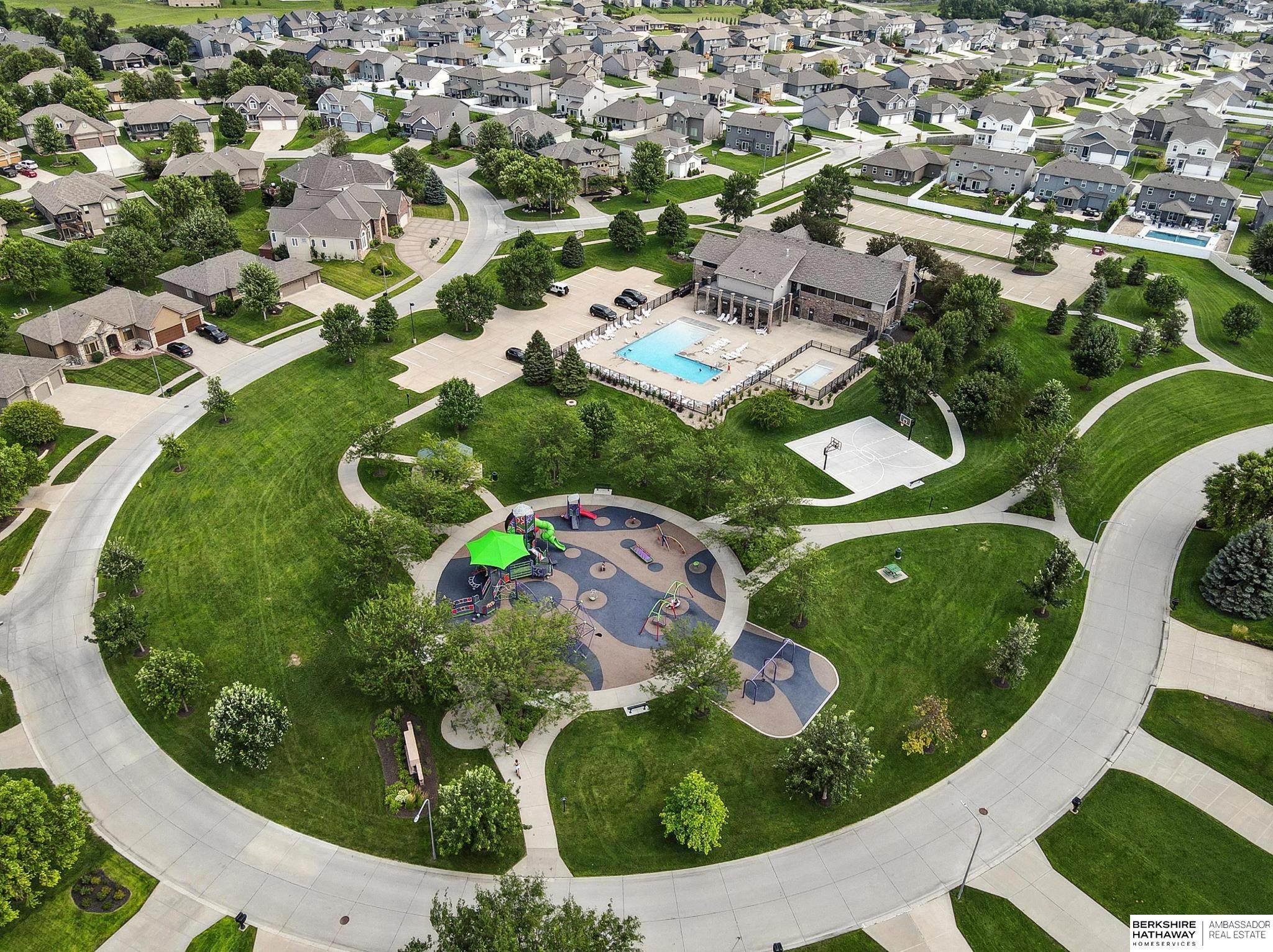 Gretna, Nebraska 68028, United States, 4 Bedrooms Bedrooms, ,3 BathroomsBathrooms,Residential,Active,173927