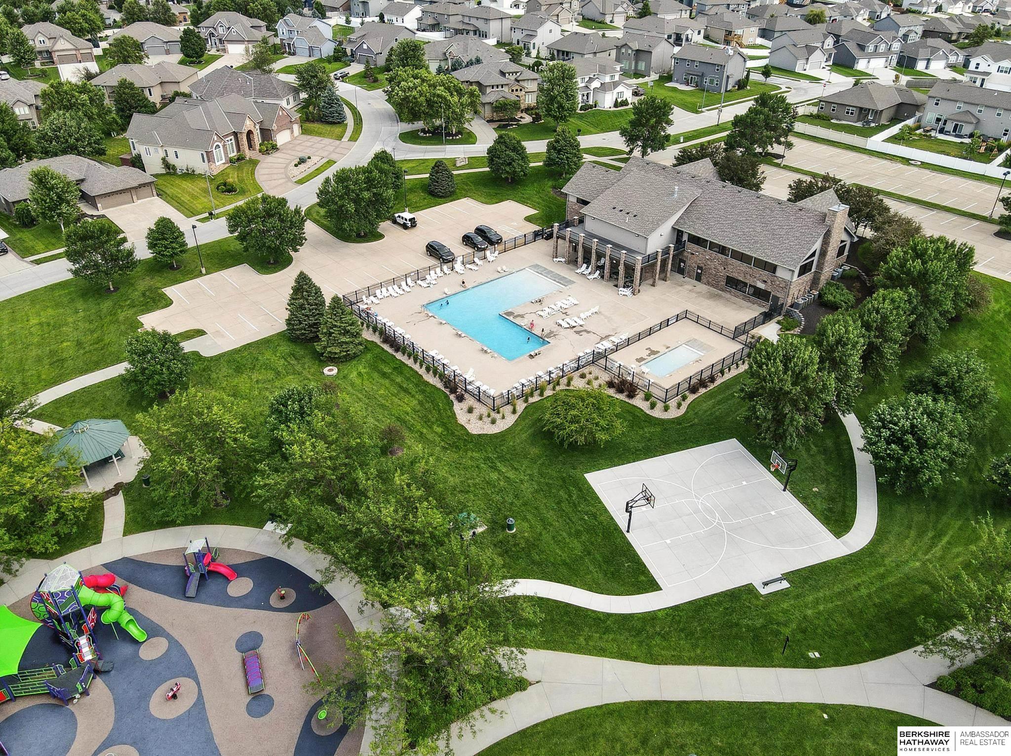 Gretna, Nebraska 68028, United States, 4 Bedrooms Bedrooms, ,3 BathroomsBathrooms,Residential,Active,173927