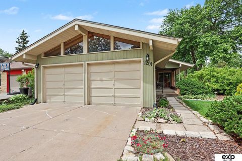 Photo of 2201 S 50th Street, Lincoln, NE 68506 (MLS # 22614082)