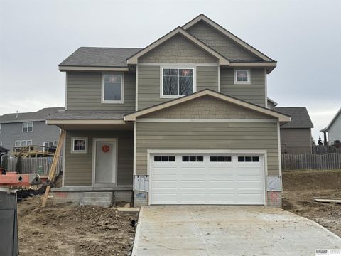 Photo of 7813 N 116th Avenue, Omaha, NE 68142 (MLS # 22533520)